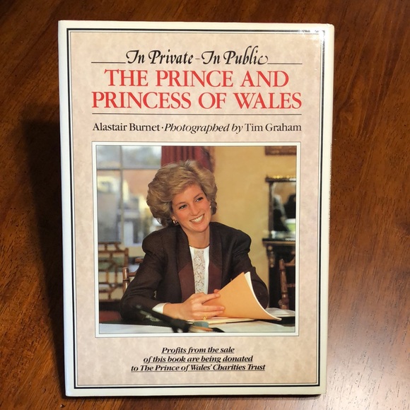 THE PRINCE AND PRINCESS OF WALES In Private In Public Vtg Hardcover Book 1986 - Picture 2 of 11